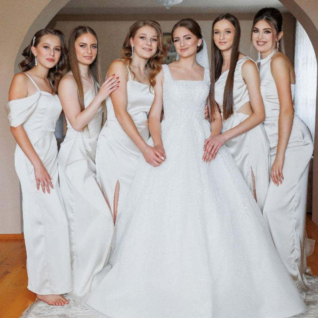 How to Choose Bridesmaid Dresses for an Indoor Wedding
