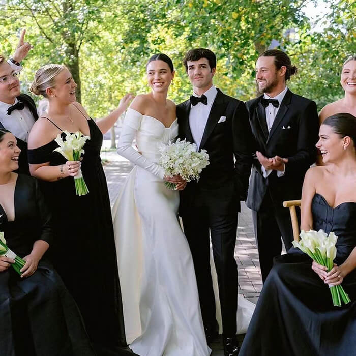 A Guide to Matching Bouquets with Black Bridesmaid Dresses