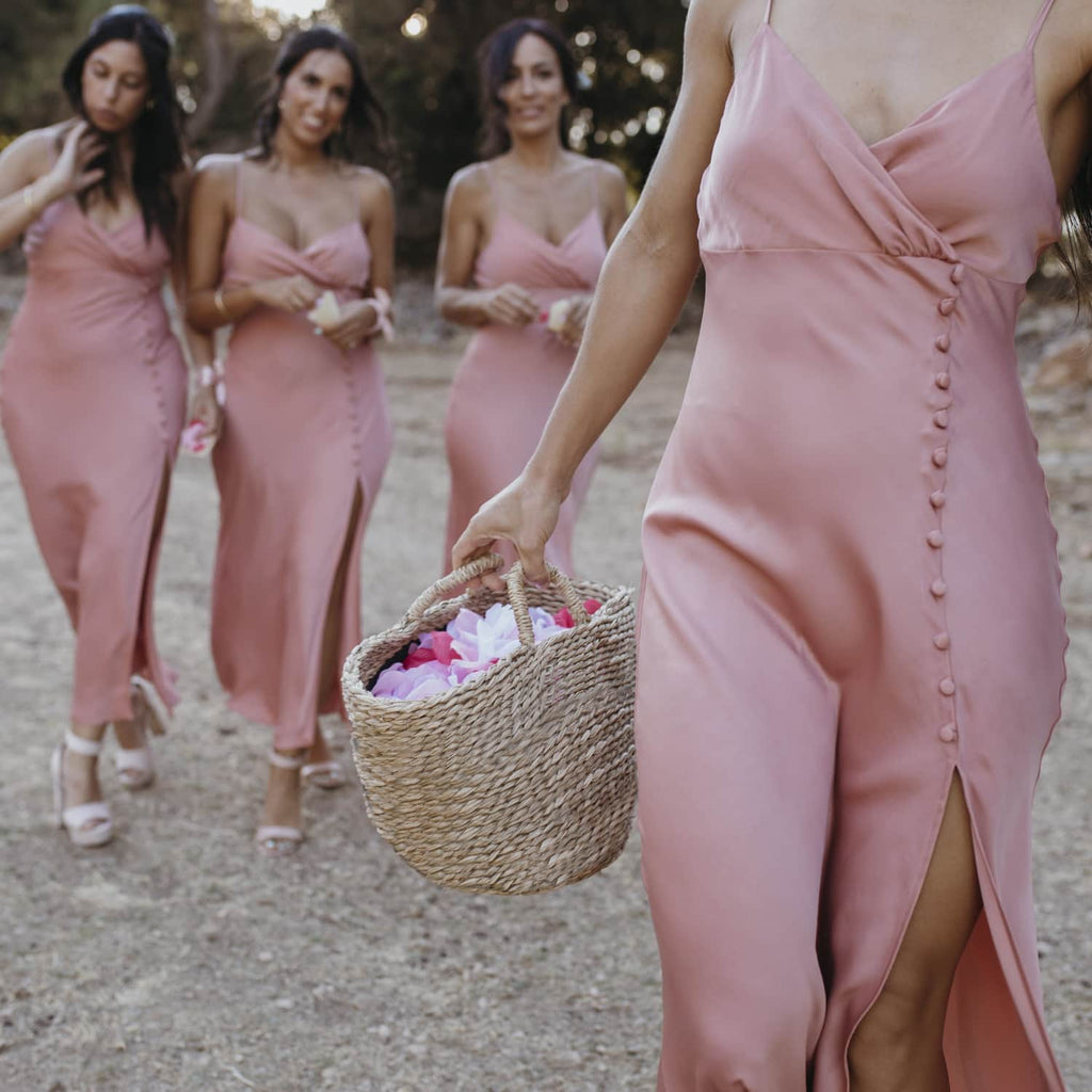 How to Pick the Right Beach Bridesmaid Dresses