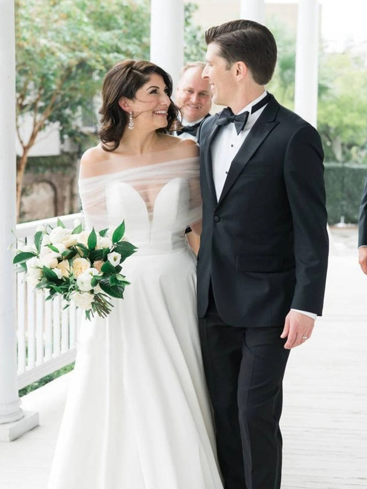 Elegant White Off the Shoulder Tulle Shawl For Woman, VG73