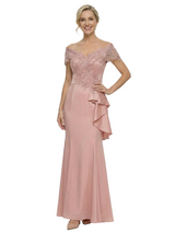 Glam Off Shoulder Short Sleeve Mother of The Groom Dress Fancy Mermaid Satin Maxi Gown with Lace Embellishments