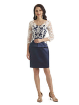 Elegant Long Sleeves Lace Short Petite Mother of The Bride Dresses