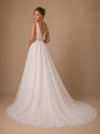ChicSew Beautiful Lace Tulle V-Neck A-Line Maxi Long Wedding Dress With Applique