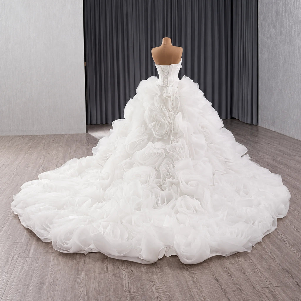 ChicSew Luxurious Strapless Ball Gown Wedding Dress