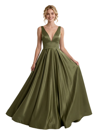 Elegant Spaghetti Straps Formal Gown Satin Prom Dress Flowy Ball Gown Silhouette for Special Occasions