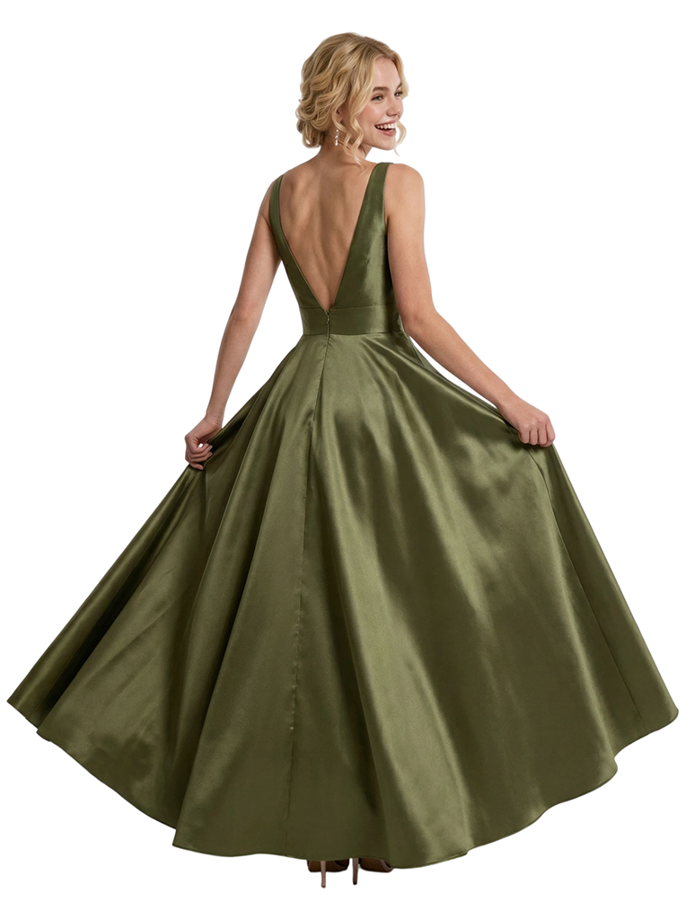 Elegant Spaghetti Straps Formal Gown Satin Prom Dress Flowy Ball Gown Silhouette for Special Occasions