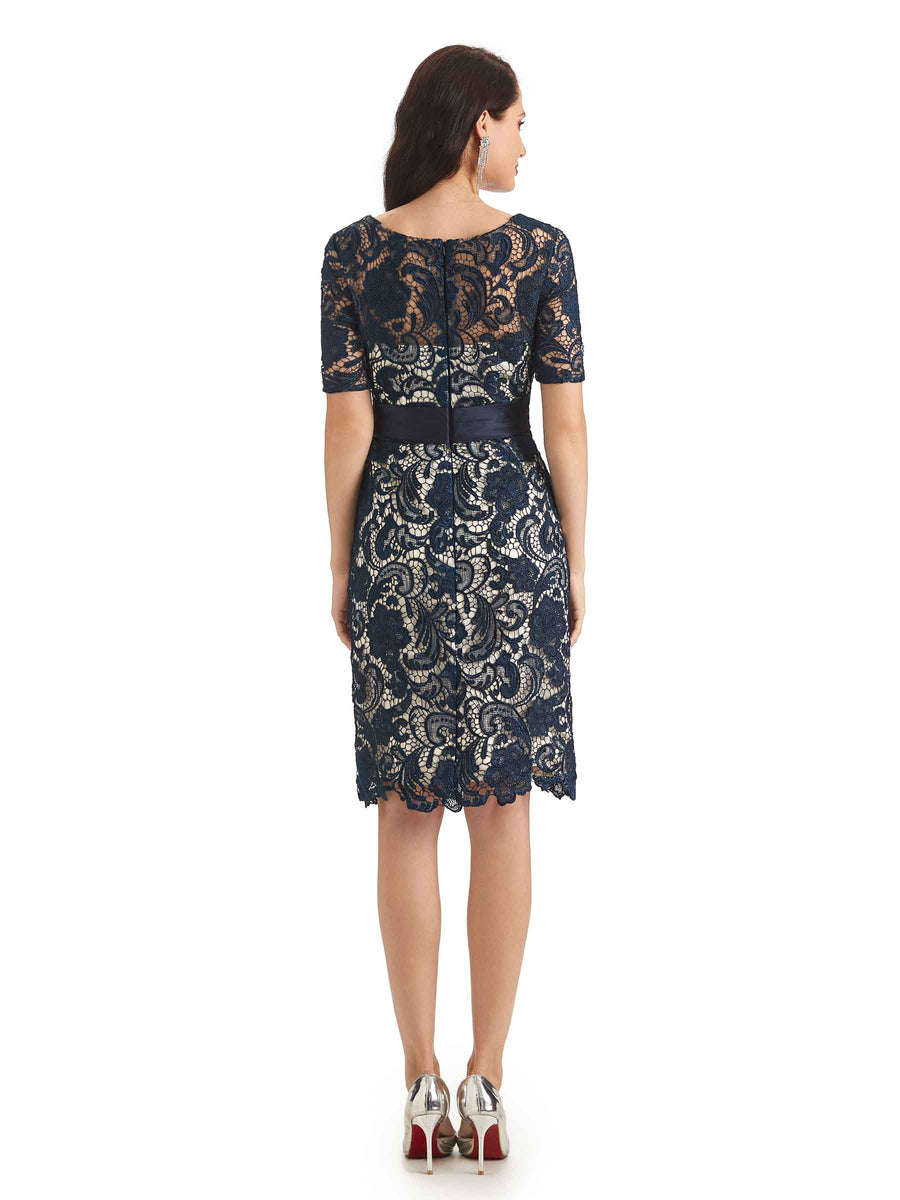 Gorgeous Lace Short Illusion Long Sleeves Mother Of The Bride Dresses