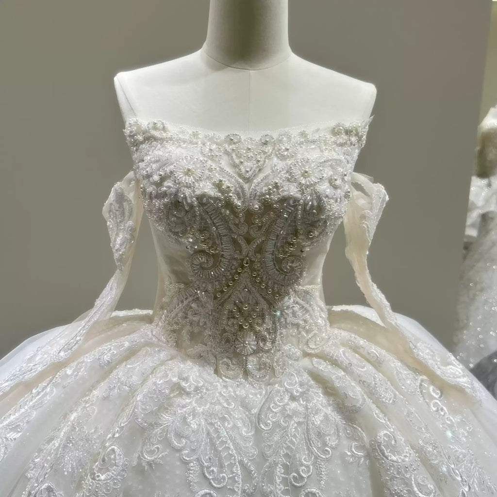 ChicSew Lace Appliques Ball Gown Wedding Dress