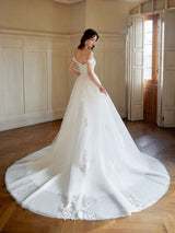 Elegant Off The Shoulder A-line Maxi Long Lace Wedding Dresses Online