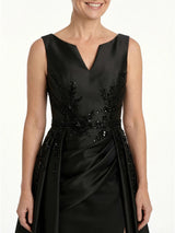 Chicsew V-Neck Sleeveless Beaded A-Line Floor Length Satin Formal Gown Elegant Mother of the Bride Dresses Overskirt