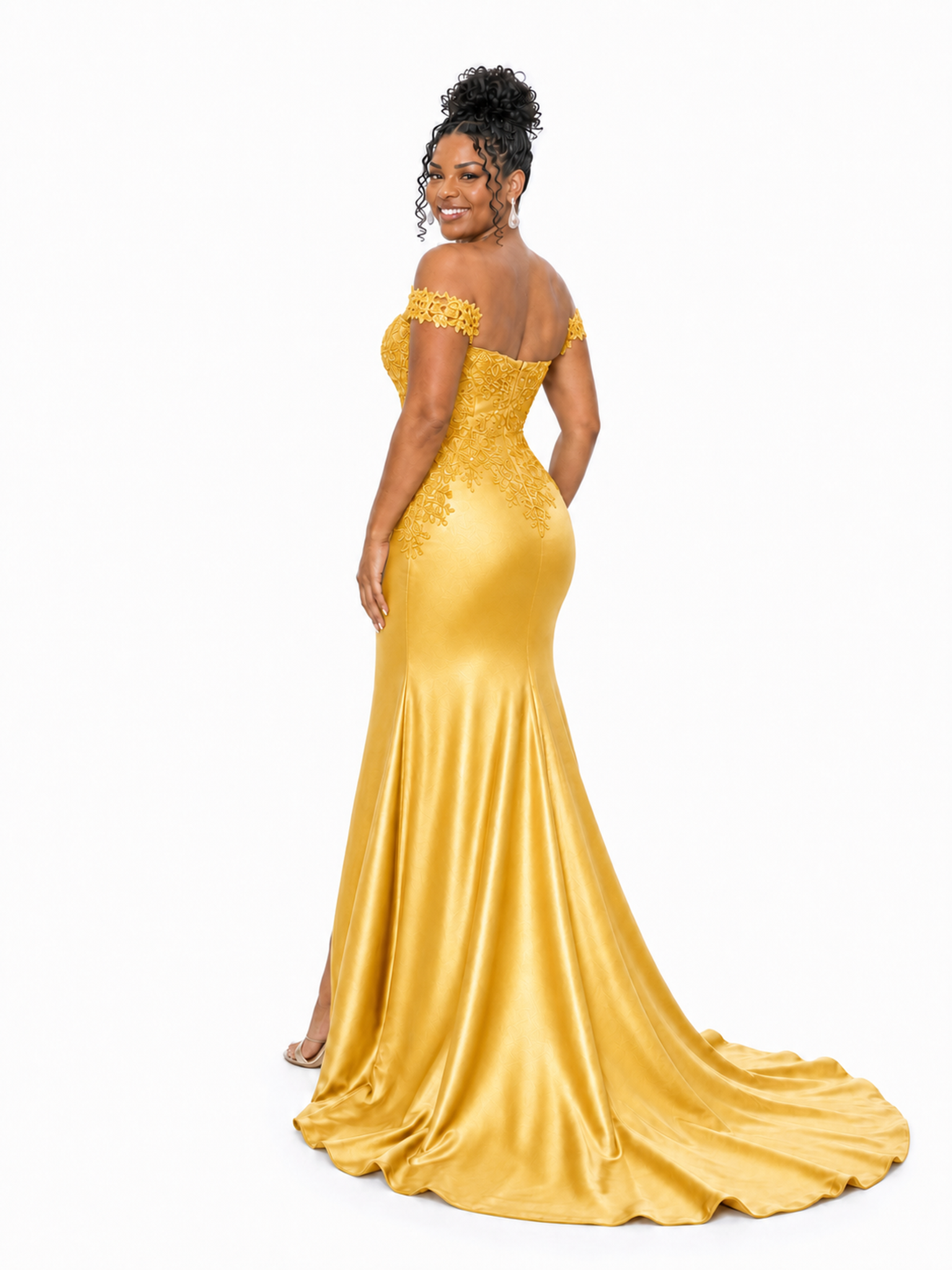 ChicSew Elegant Soft Satin Lace Applique Off Shoulder Mermaid Long Bridesmaid Dresses