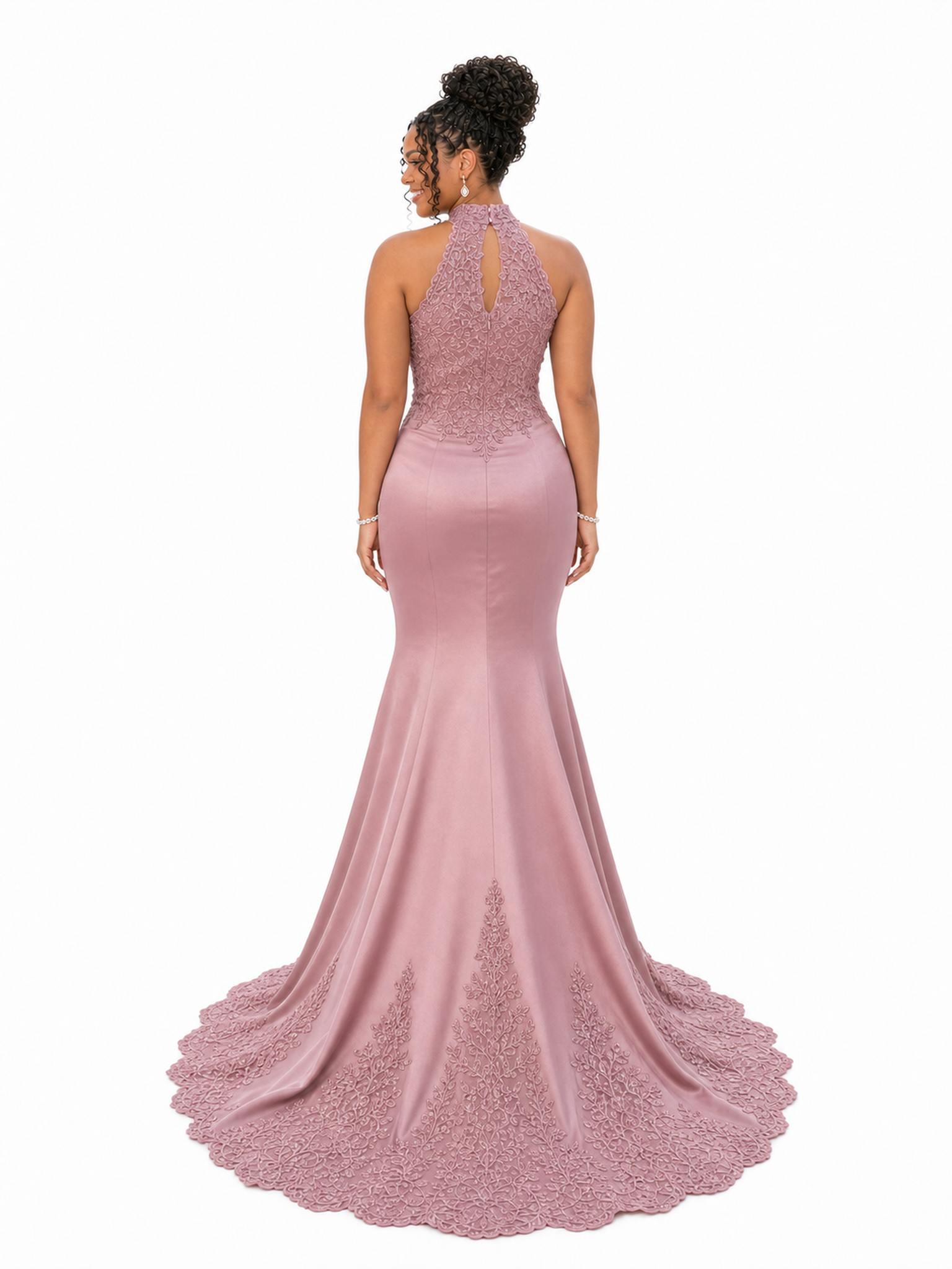 ChicSew Sleeveless Halter High Neck Lace Appliques Soft Satin Long Mermaid Bridesmaid Dresses