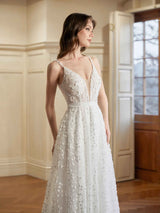 Off White A-line Spaghetti Straps V-neck Maxi Long Lace Wedding Dresses Online