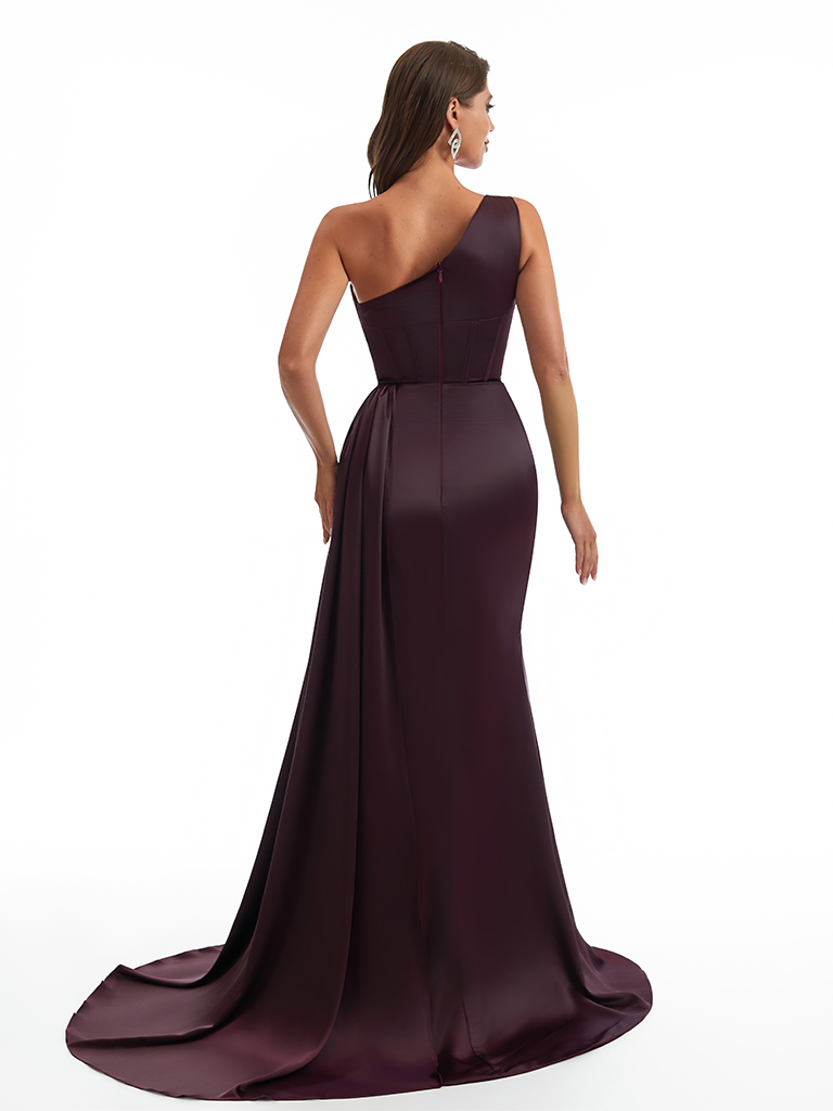 Sexy One Shoulder Side Slit Mermaid Satin Ruched Long Bridesmaid Dresses With Bonings