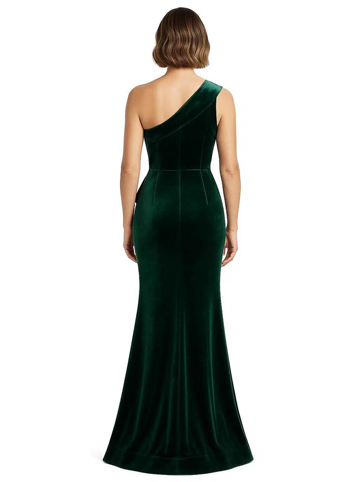 Luxury Velvet One Shoulder Mermaid Mother Of The Bride Gown With Ruffle Slit