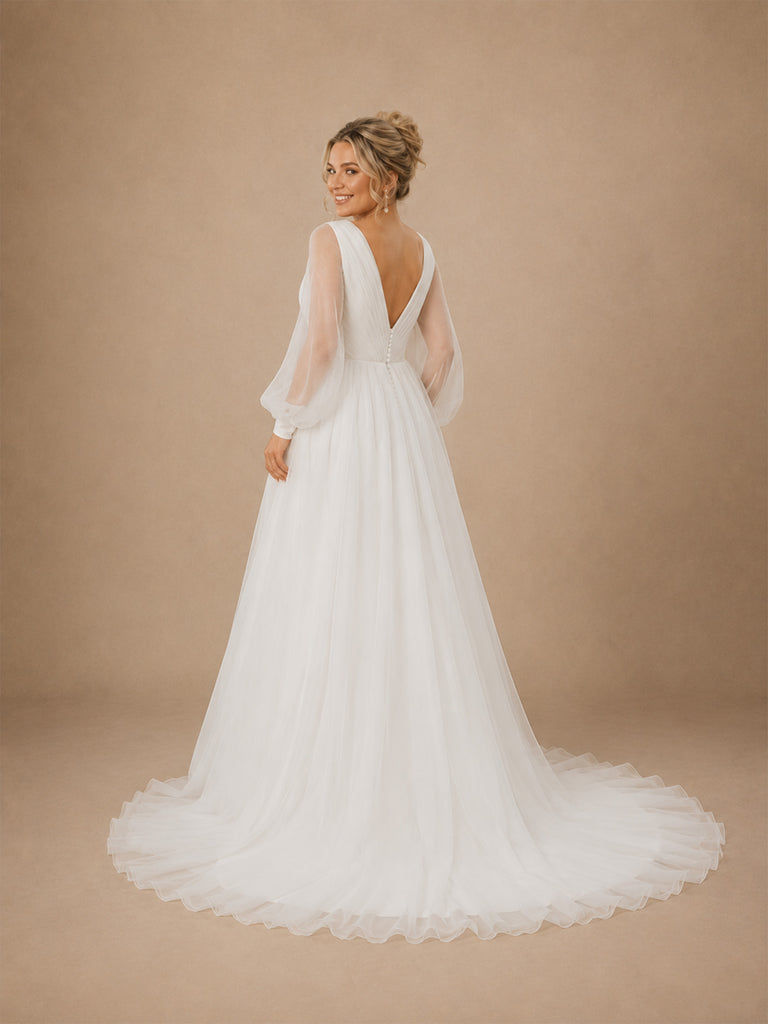 ChicSew Elegant V-Neck Long Sleeves A-Line Tulle Floor-Length Wedding Dresses