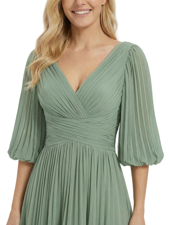Charming A-Line Half Sleeves V-Neck Chiffon Mother of The Bride Dresses