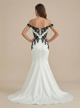 Mermaid Off Shoulder Sweetheart Maxi Long Satin Black And White Wedding Dresses