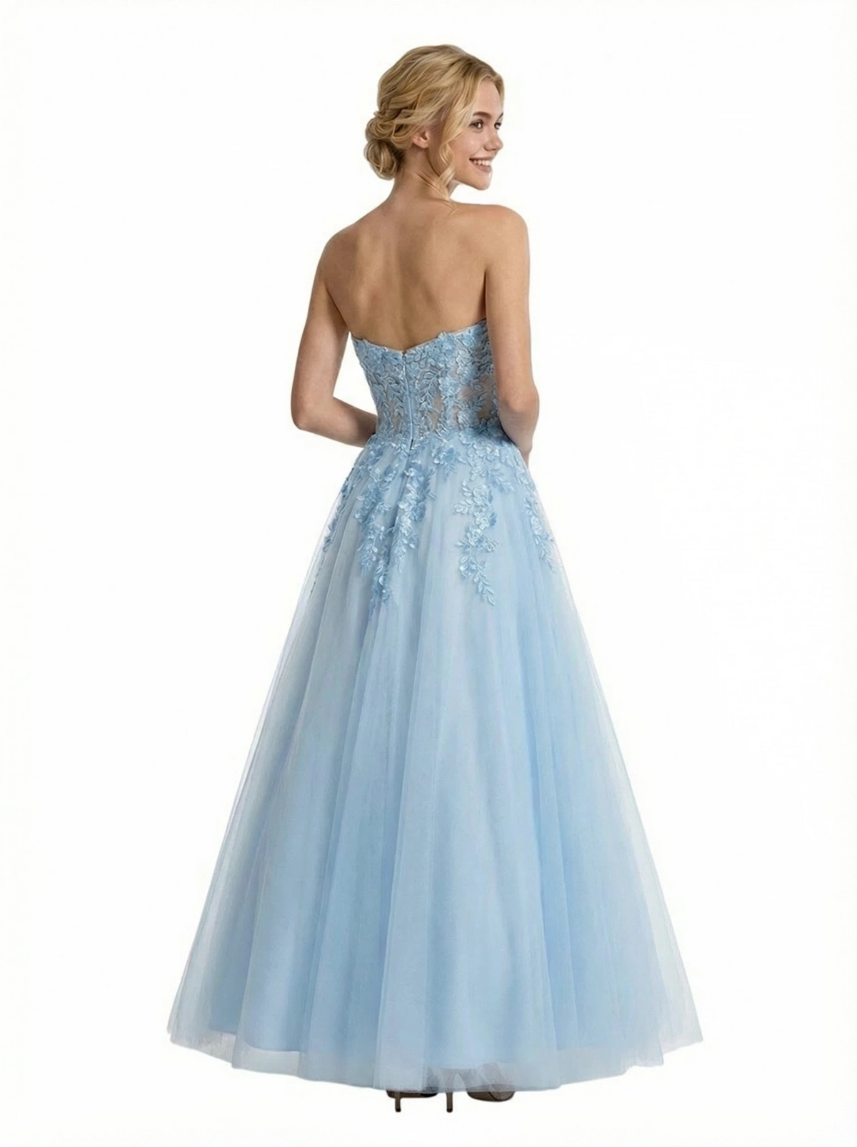 Beautiful Sweetheart Tulle Prom Dress With Lace Appliques A-Line Gown