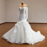 ChicSew Luxurious Boning Ball Gown Wedding Dress With Lace Applique