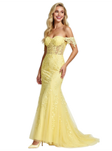 Elegant Lace Appliques Off the Shoulder Tulle Corset Mermaid Prom Dress