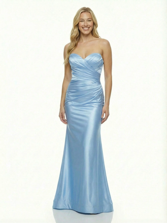 Elegant Sweetheart Neck Ruched Satin Mermaid Gown Sleek Sleeveless Formal Evening Dress