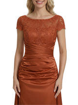 Modern Mother of The Bride Dress Classy Lace Short Sleeve Mermaid Long Satin Ruched Formal Gown