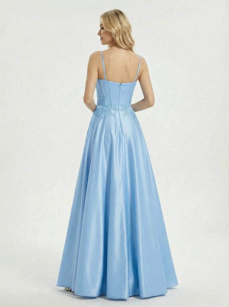 Modern Sweetheart Neckline Satin Party Dress with Lace Waist Detail And Pleated Skirt