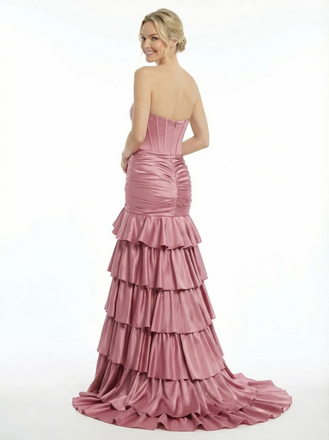 Elegant Sweetheart Neck Tiered Ruffle Prom Gown Strapless Satin Mermaid Evening Wear