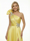 Fancy One Shoulder Satin Ball Gown Classy Pleated Event Dress with Crystal Star Accent