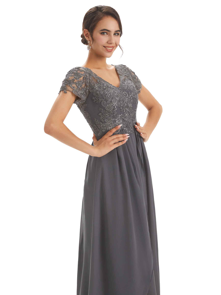 Chiffon Short Sleeves V-neck Applique Floor-Length Elegant Mother Of The Groom Dresses