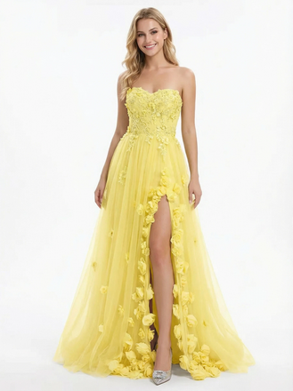Elegant Lace Appliques Flower Strapless V-Neck A-Line Party Prom Dresses