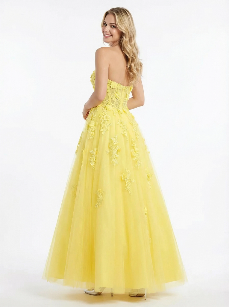Elegant Lace Appliques Flower Strapless V-Neck A-Line Party Prom Dresses