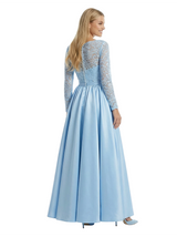 Beautiful V-Neck Lace Long Sleeves Side Slit Ruched A-Line Maxi Prom Gown
