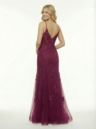 Spaghetti V-Neck Strap Lace Beaded Mermaid Long Formal Dresses