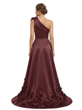 Unique One Shoulder Satin 3D Floral Applique Mermaid Mother Of The Bride Dresses Overskirt