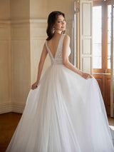 Elegant Open Back A-line  Maxi Long Lace Wedding Dresses Online