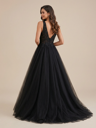 A-Line Spaghetti Straps V-Neck Maxi Long Tulle Lace Black Wedding Dresses Online