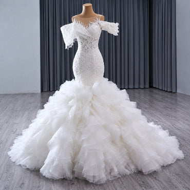 ChicSew Luxurious Lace Appliques Beaded Ball Gown Wedding Dress