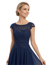 Chicsew Charming Scalloped Lace Boat Neck Cap Sleeves Mother Of The Bride Dress