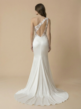 Mermaid One Shoulder Lace Applique Maxi Long Satin Wedding Dresses Online
