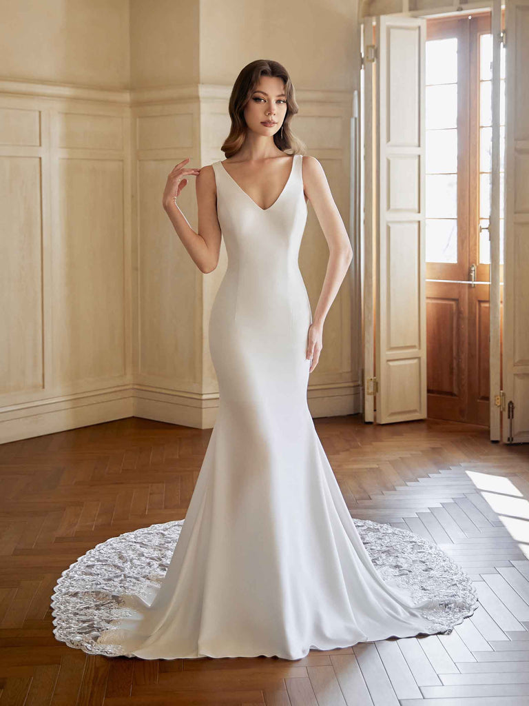Elegant Mermaid V-neck Sleeveless Maxi Long Lace Wedding Dresses Online