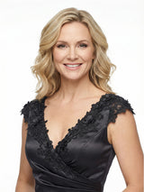 Elegant Sleeveless Floral V-Neck Floor-Length Satin Mother Of The Bride Dresses