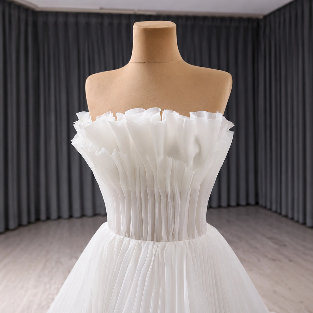 ChicSew Luxurious Strapless Wedding Dresses With Boning