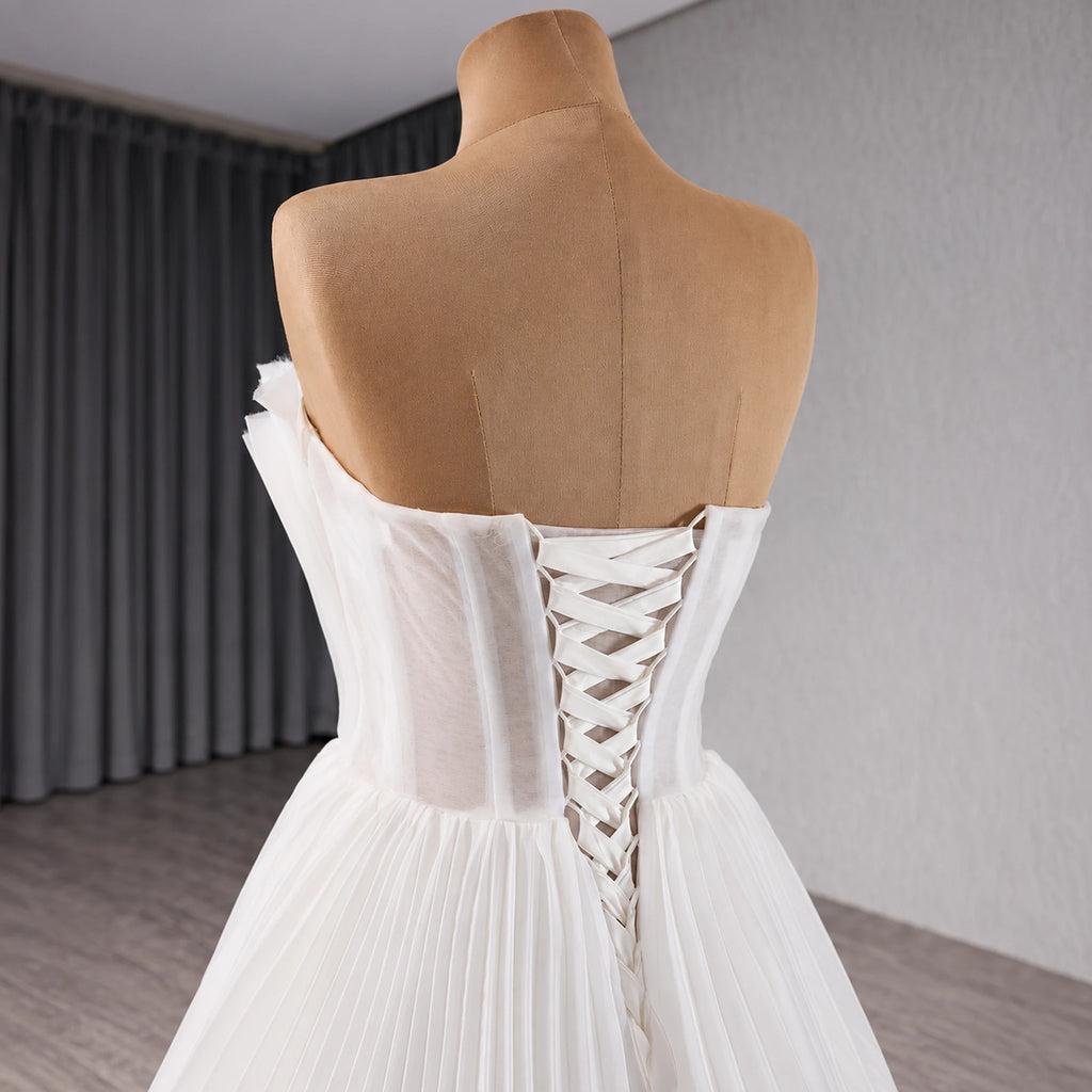 ChicSew Luxurious Strapless Wedding Dresses With Boning