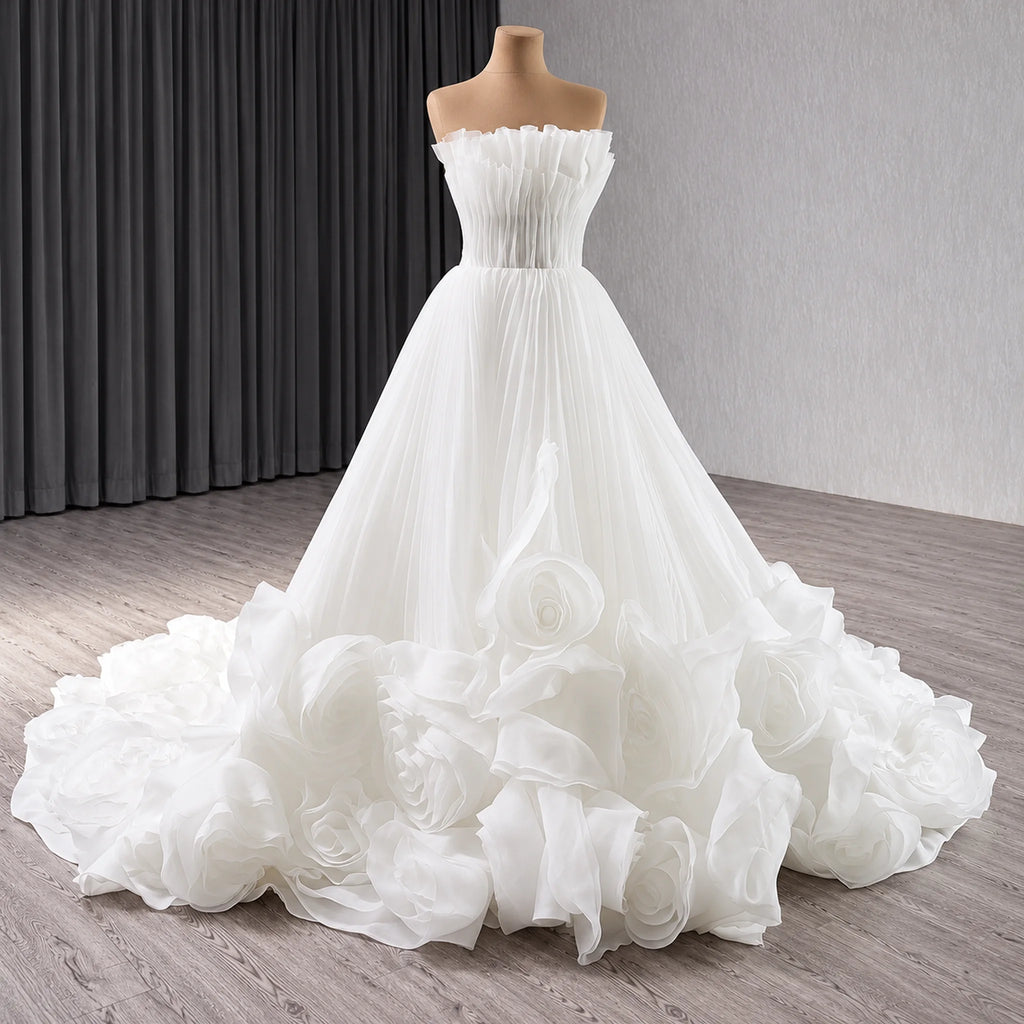 ChicSew Luxurious Strapless Wedding Dresses With Boning