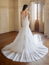 Sexy Mermaid Open Back V-neck Spaghetti Straps Maxi Long Lace Wedding Dresses Online