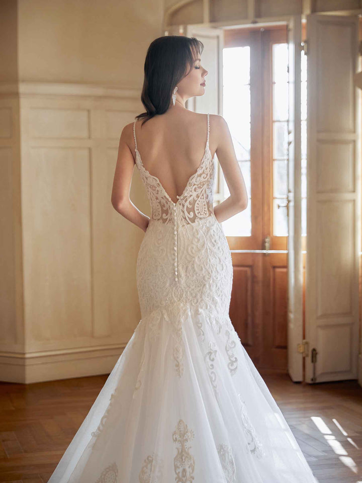 Sexy Mermaid Open Back V-neck Spaghetti Straps Maxi Long Lace Wedding Dresses Online