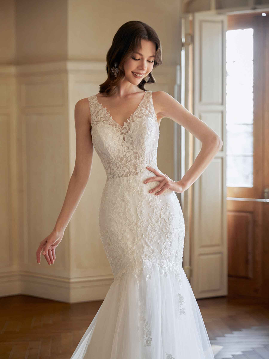Elegant Mermaid V-neck Maxi Long Lace Dresses For Wedding Online