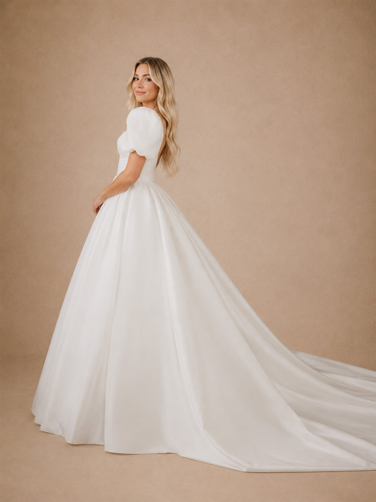 ChicSew Classy Square Neck Short Sleeve Satin A-Line Floor-Length Wedding Dresses With Train